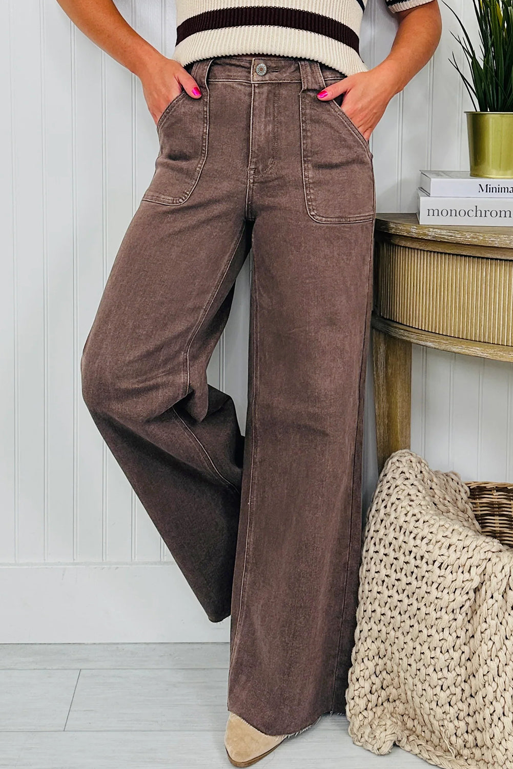 Grounded Grace Retro Patched Pocket Wide-Leg Jeans