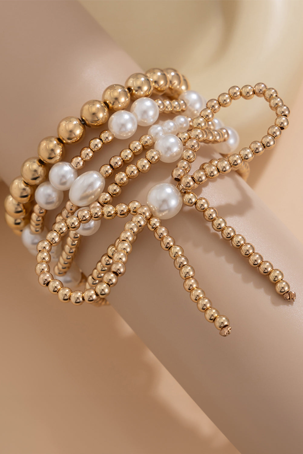 Gold & Pearl Bow Beaded Bracelet