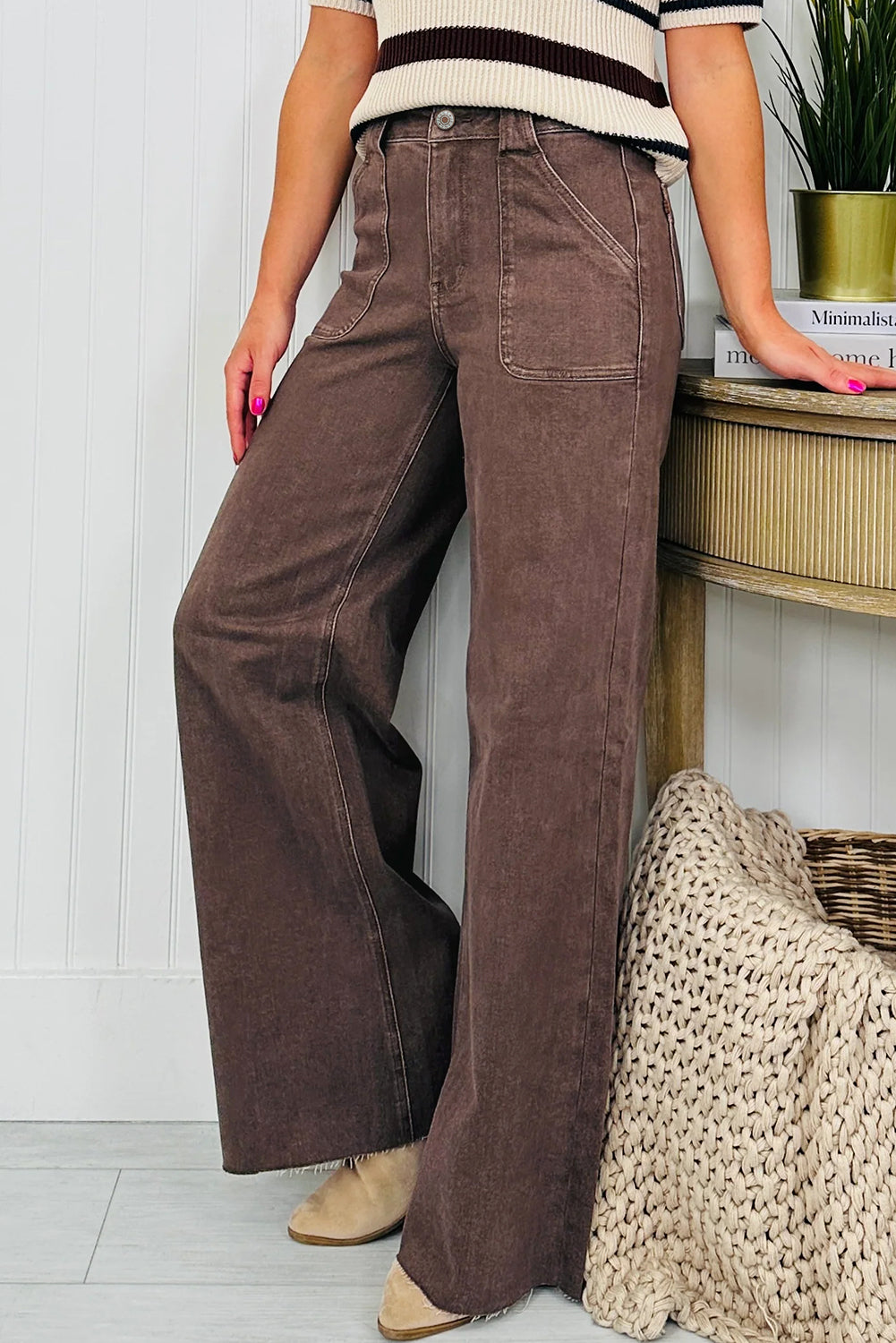 Grounded Grace Retro Patched Pocket Wide-Leg Jeans